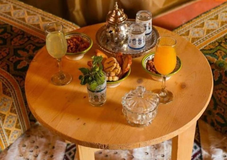 Food and drinks, Food, Breakfast, Continental breakfast, Drinks