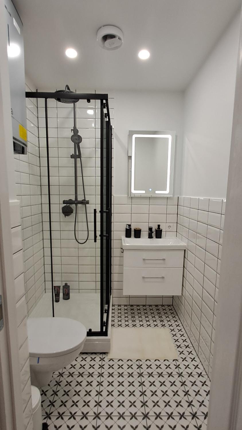 Shower, Bathroom