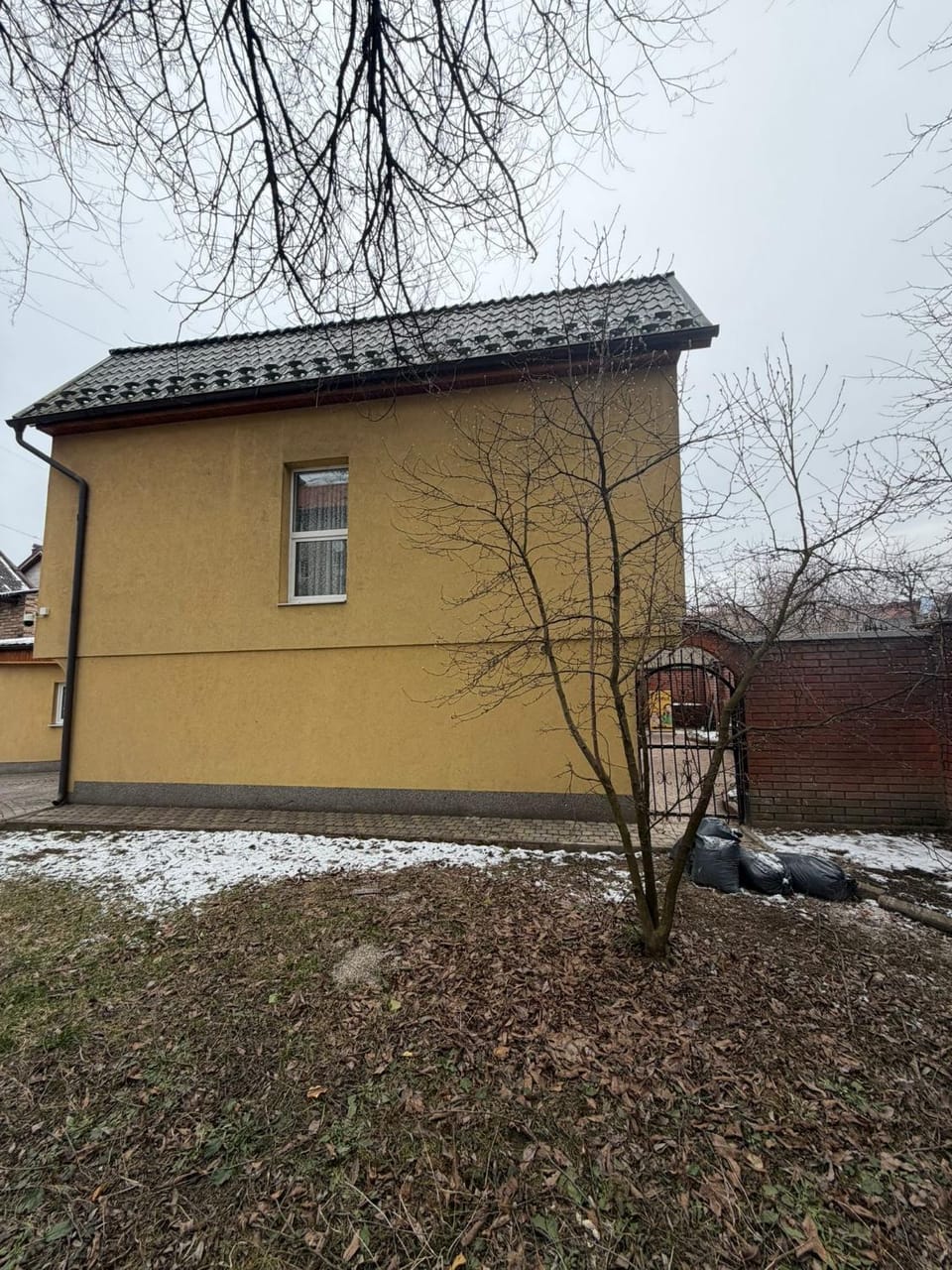 Власний будинок Apartment in Ukraine