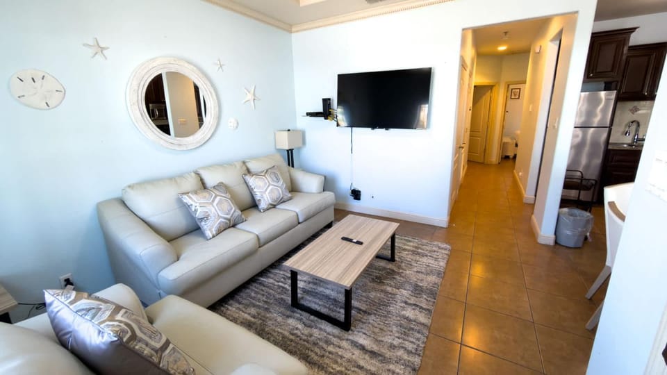 Near Beach - Ground Floor - Pool - Walk to All Apartment in South Padre Island