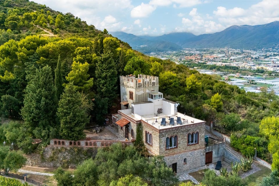 Hostdomus - Il Fortino Apartment in Albenga