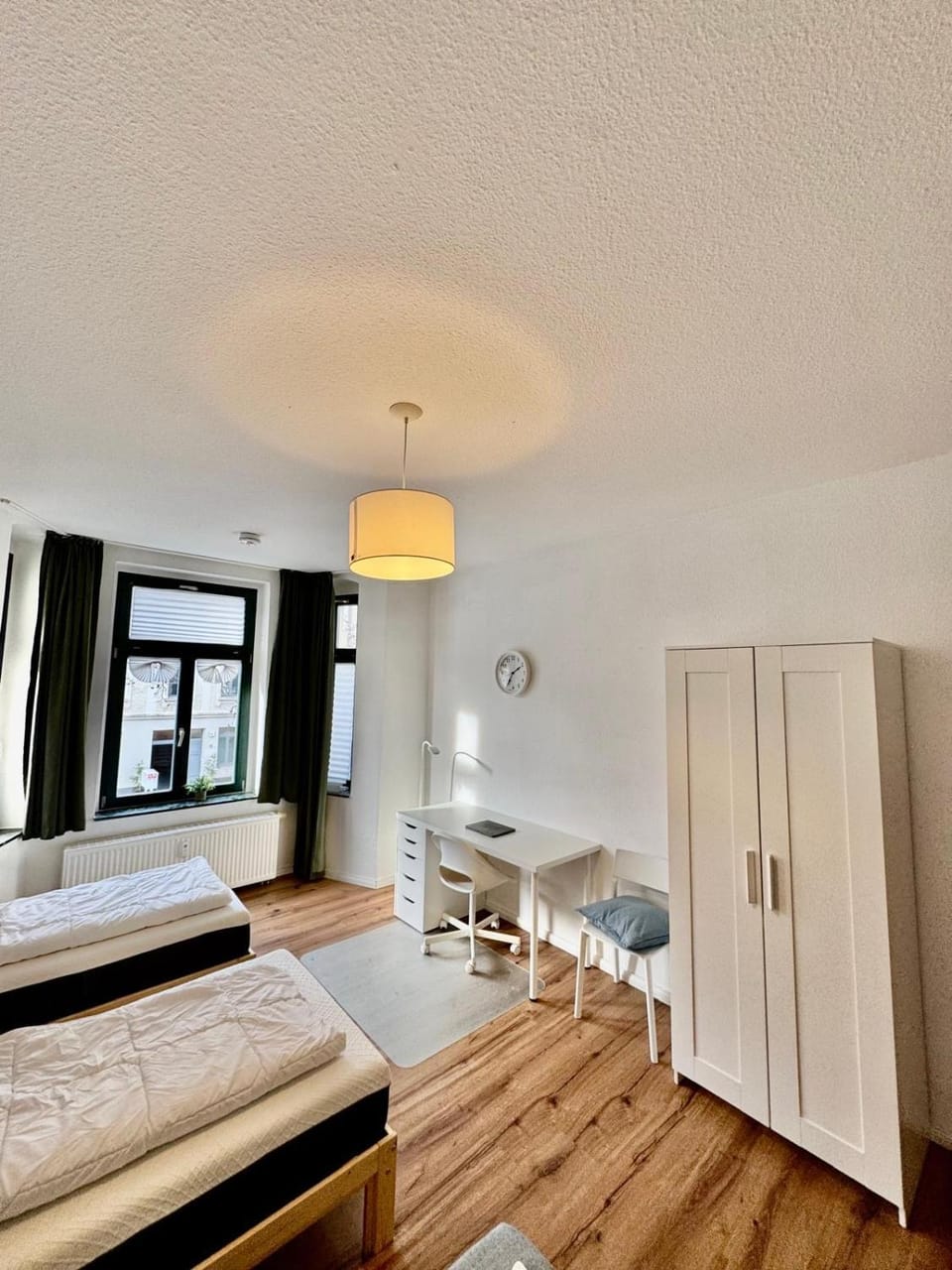 Tolle Wohnung für Gruppen und Familien mit Waschmaschine, Küche Apartment in Magdeburg