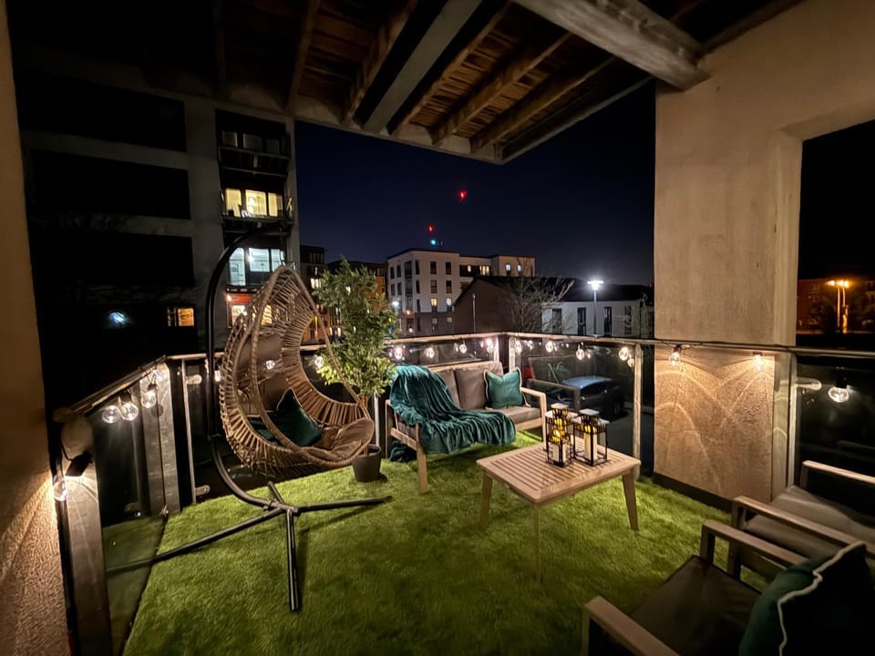 Balcony/Terrace, Balcony/Terrace