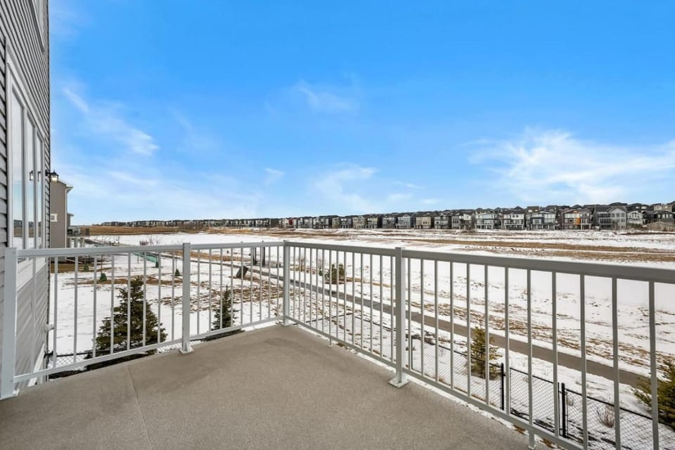 Property building, Balcony/Terrace