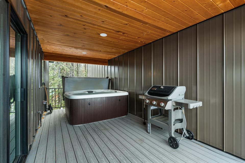 BBQ facilities, Hot Tub