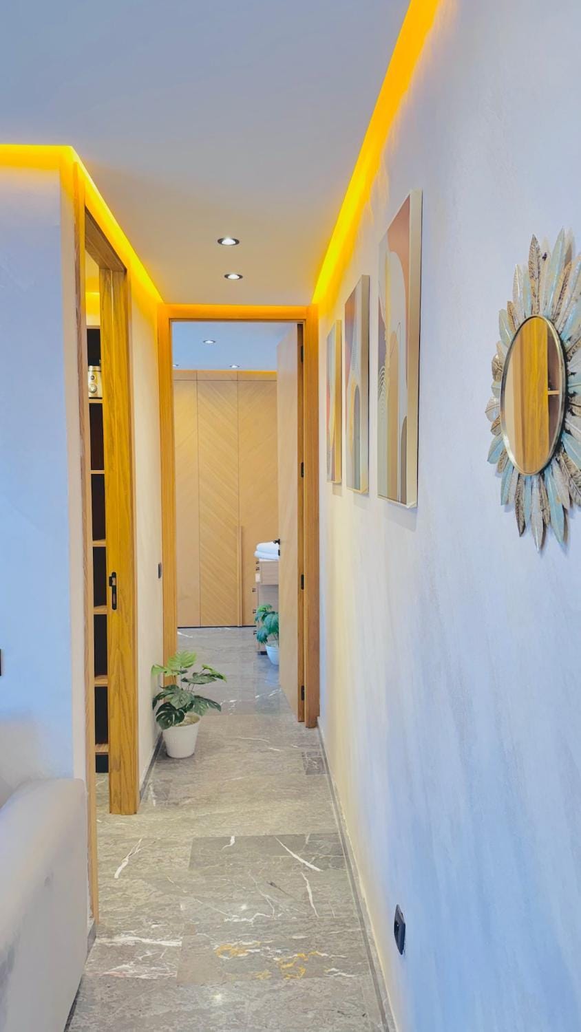 Lux & Practical Studio Next to McDonald's Drive Apartment in Marrakesh