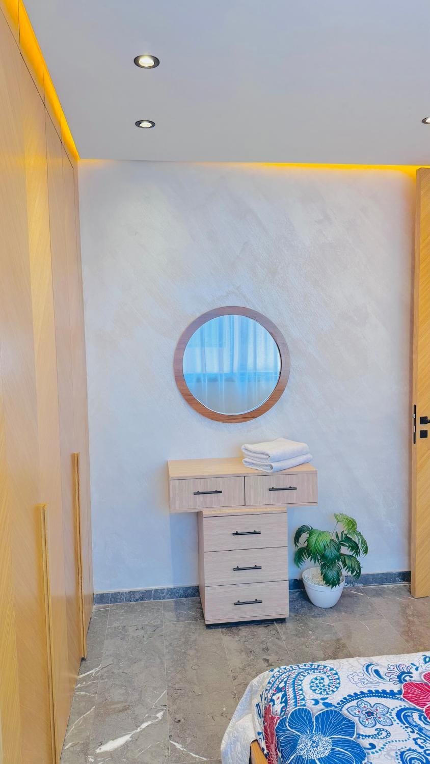 Lux & Practical Studio Next to McDonald's Drive Apartment in Marrakesh