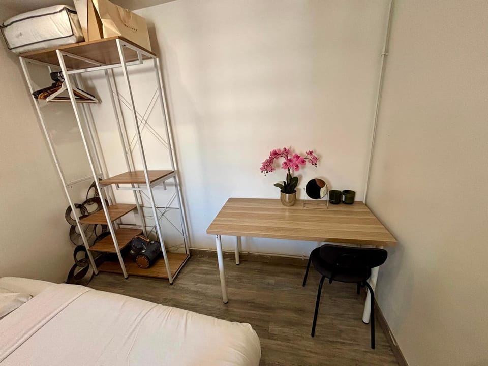 Studio Colisée 1 Champs Elysées Apartment in Paris
