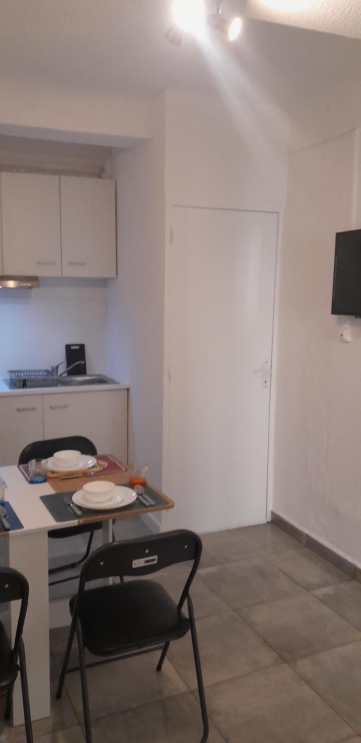 Flat 2 bedrooms center of Draguignan Apartment in French Riviera