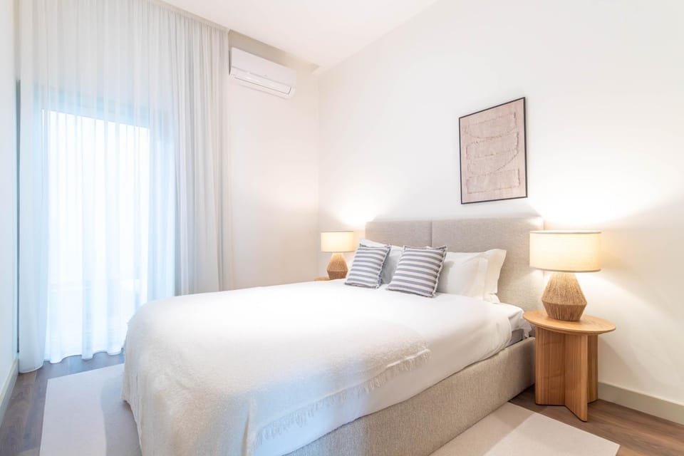 Elegant 2BR w Patio by LovelyStay Apartment in Porto