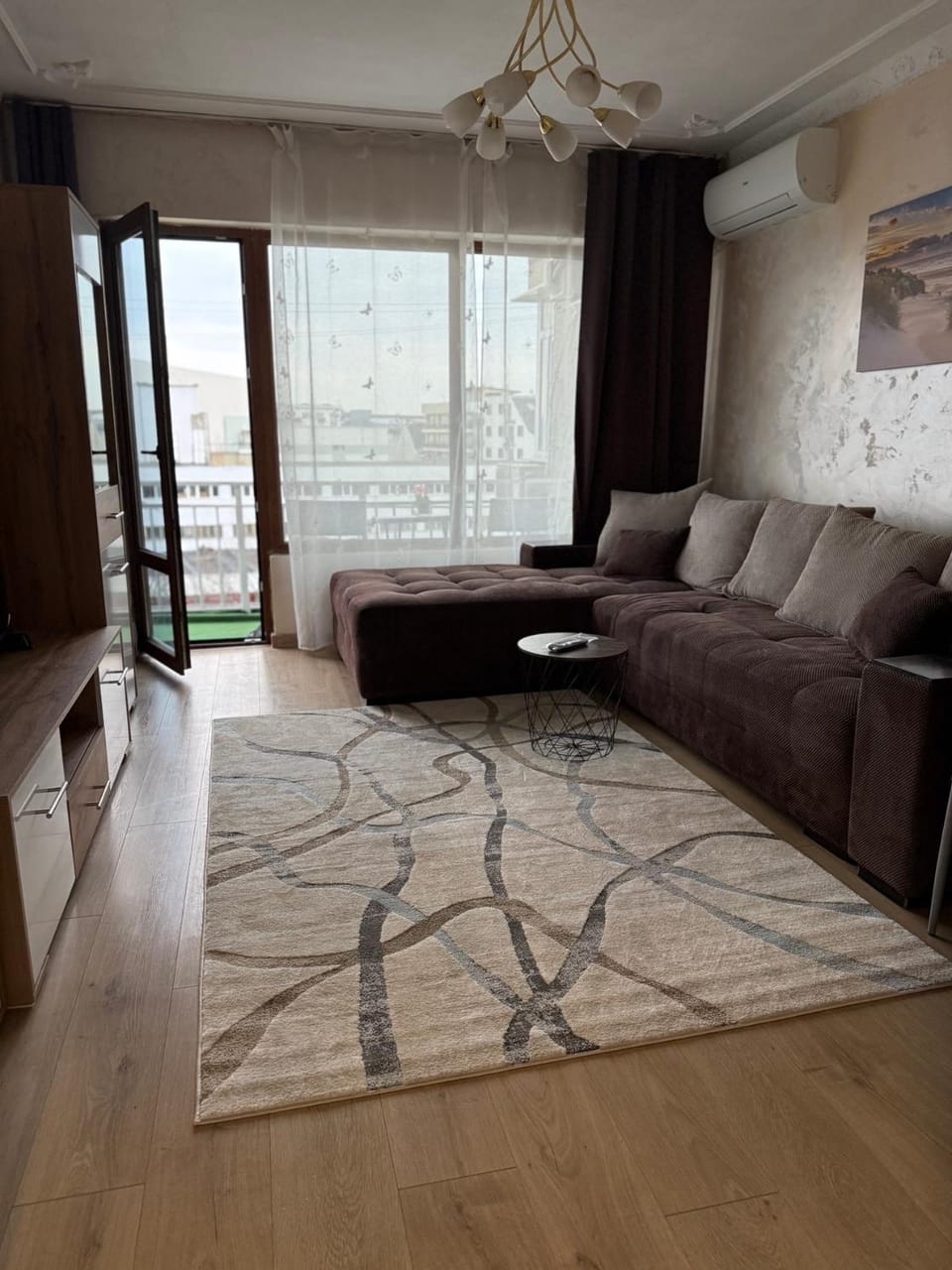 Communal lounge/ TV room, Living room