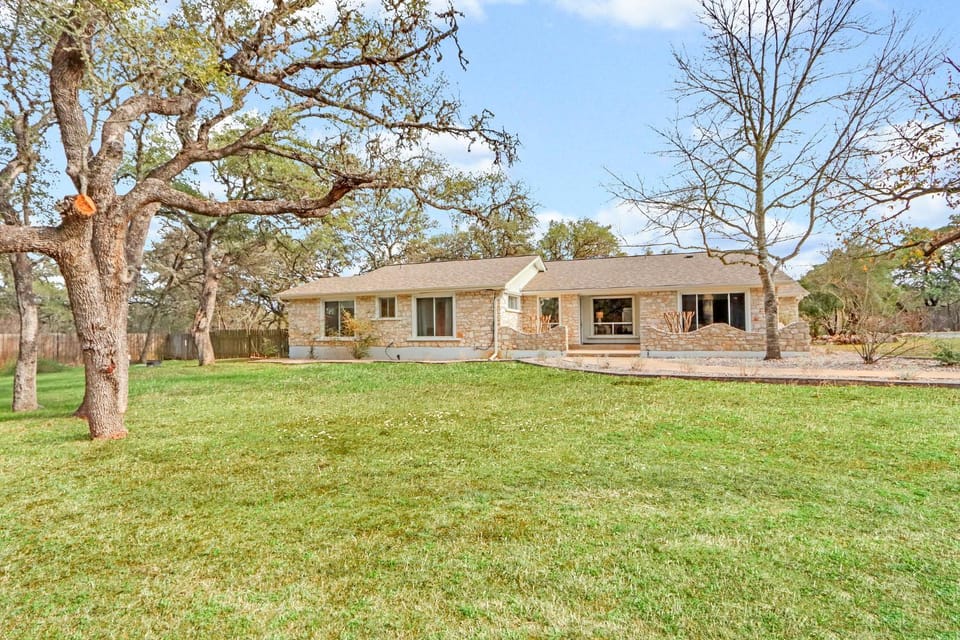Pinto Lane Getaway.. House in San Marcos