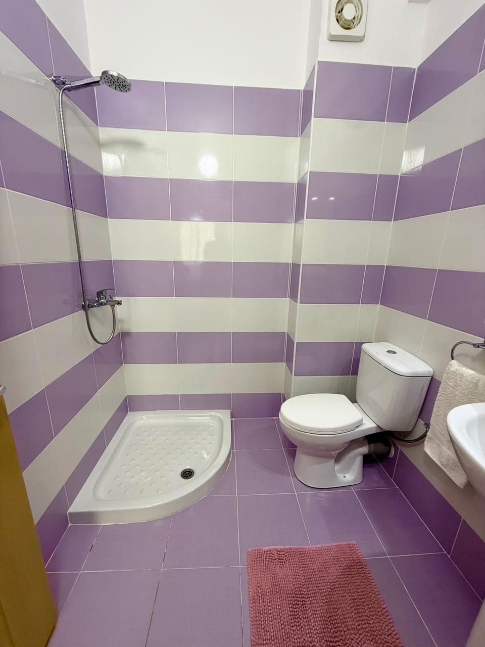 CoastSide Apartments Apartment in Sarandë