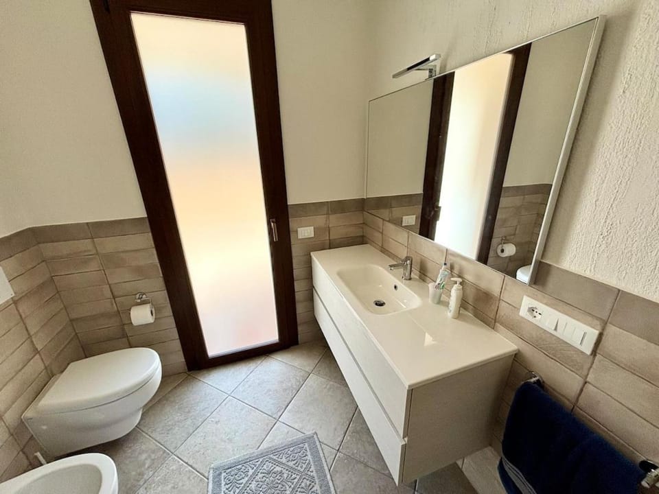 Toilet, Bathroom, bidet