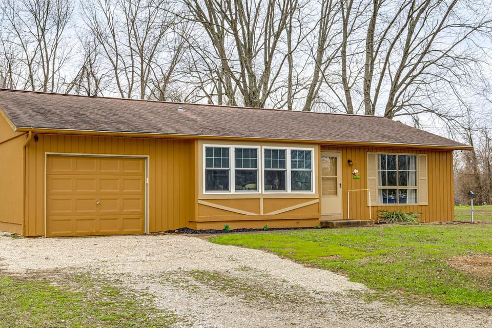 Rural Bloomington Area Home w/ Deck & Yard! House in Bloomington