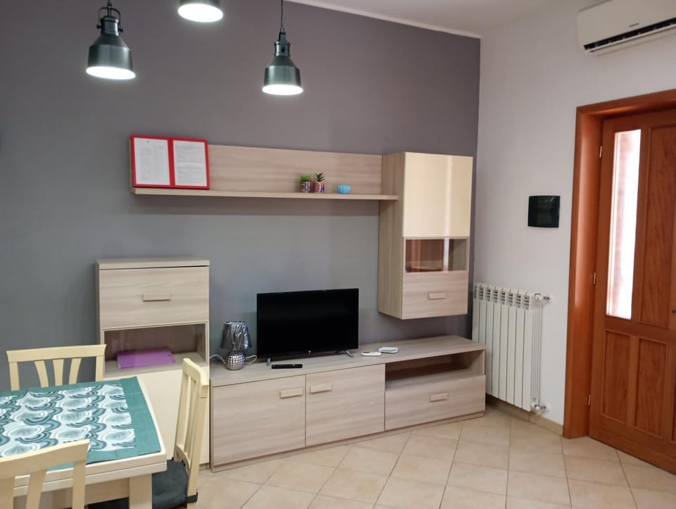 Ostia Sunny Beach Apartment in Ostia