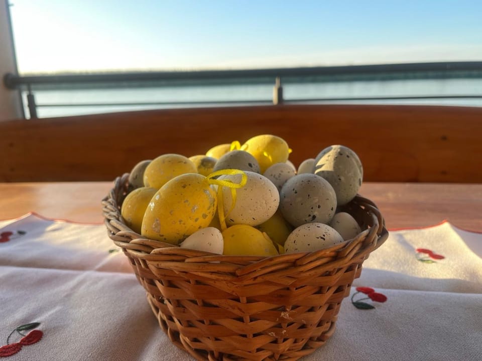 Natural landscape, Food