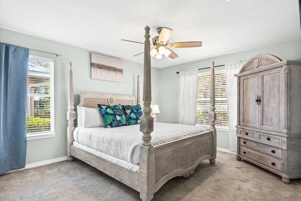 Bed, air conditioner