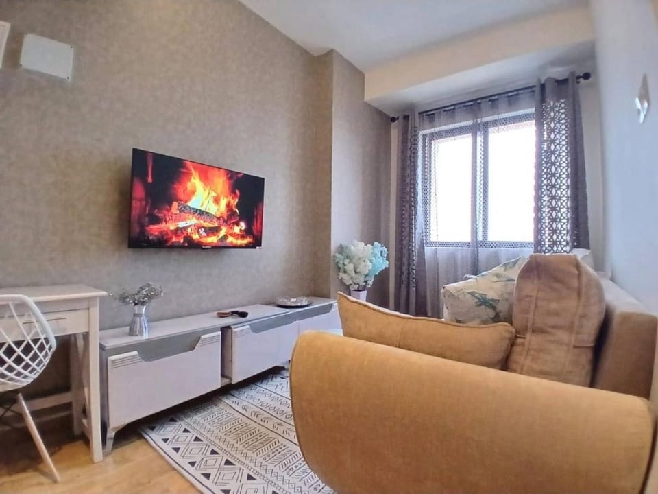 Living room, fireplace
