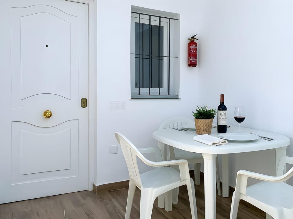 Apartamento coqueto Piscina chica y Aire acondicionado Apartment in Chiclana de la Frontera