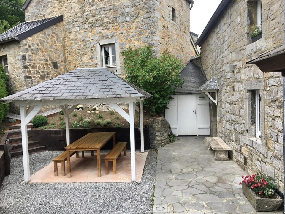 Patio, Garden, Balcony/Terrace