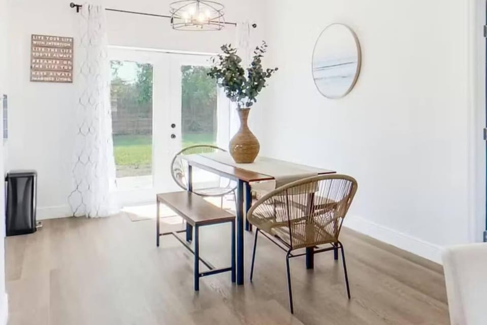 Coastal Sarasota 4BR - Minutes to Siesta Key House in Sarasota