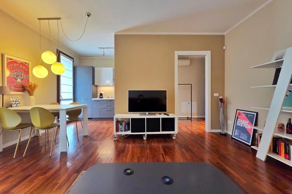 POP!Home Apartment in Crema