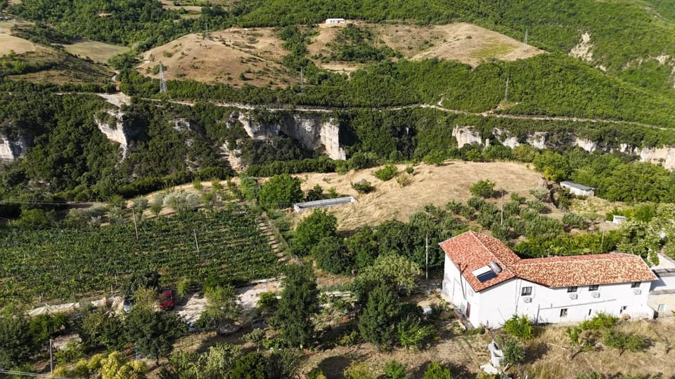 Ferma Hodobashi Bed and Breakfast in Vlorë County, Albania