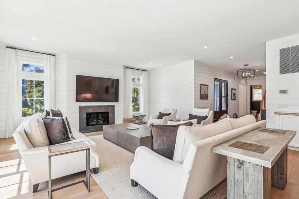3 Driftwood Lane House in North Forest Beach