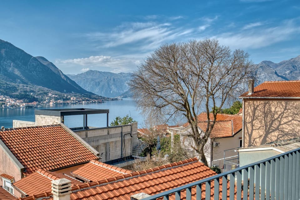 Boka Gardens Sea View Apartment 2 by MN Property Apartment in Dobrota