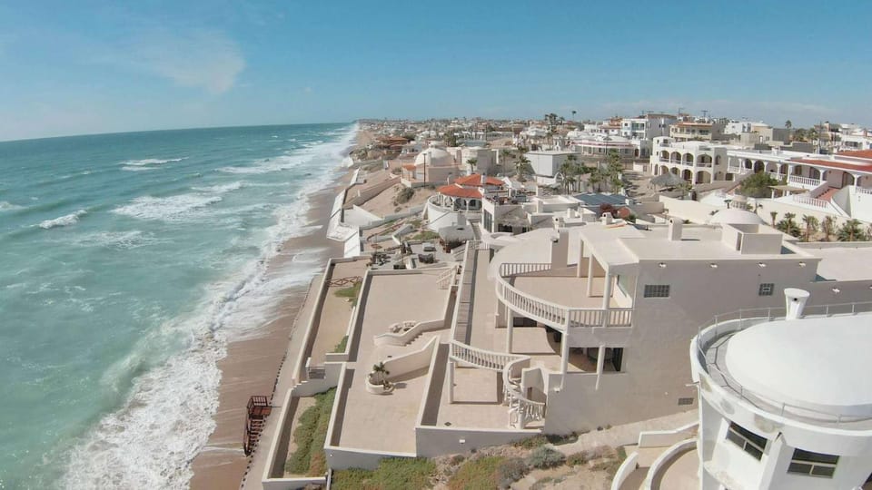 Spacious Family Beachfront Home Villa Dei Sogni House in Rocky Point