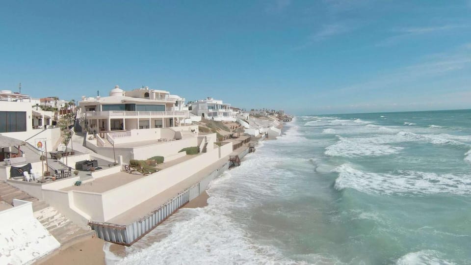 Spacious Family Beachfront Home Villa Dei Sogni House in Rocky Point
