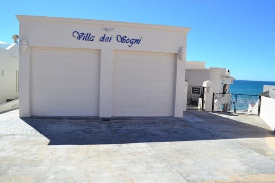 Spacious Family Beachfront Home Villa Dei Sogni House in Rocky Point
