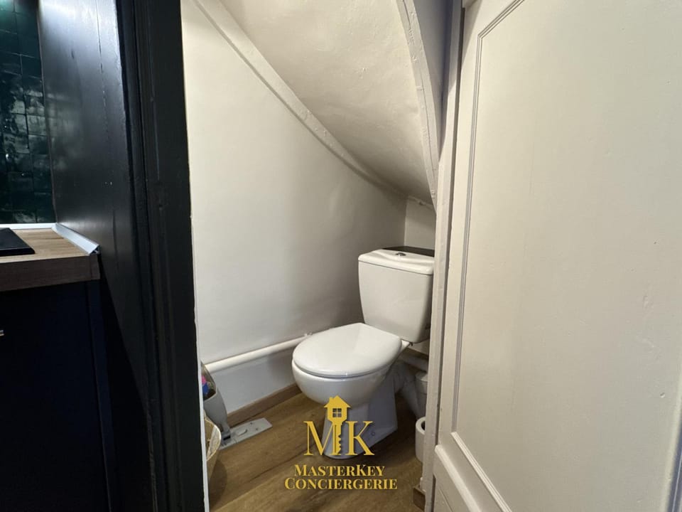 Toilet, Bathroom
