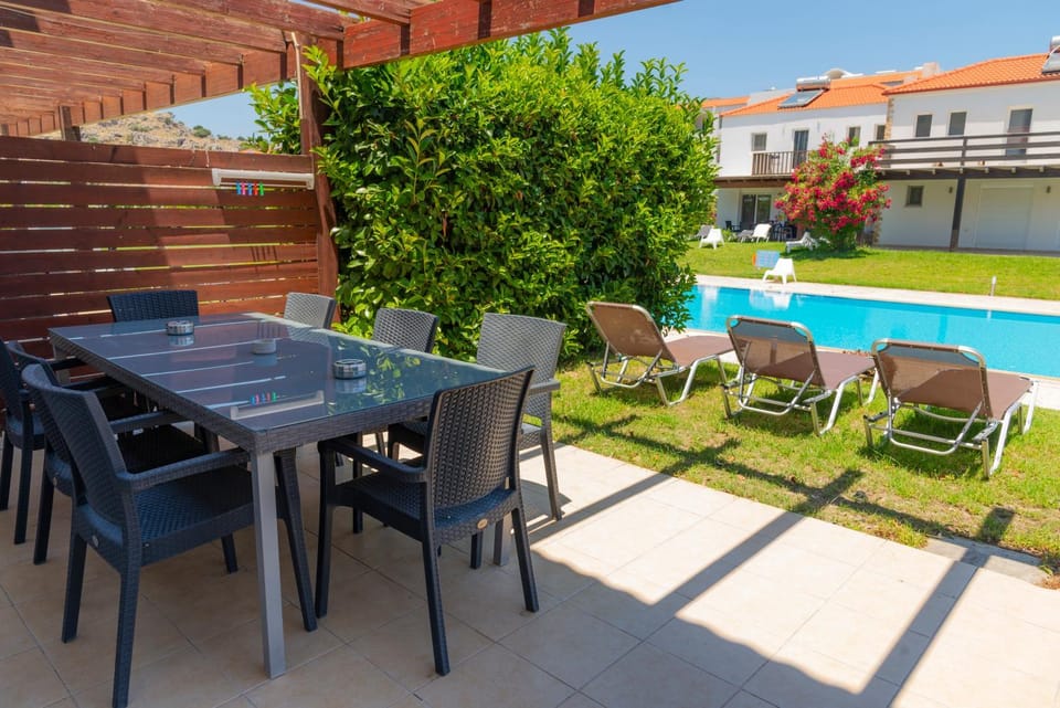 Villa Kadrina Villa in Kolympia