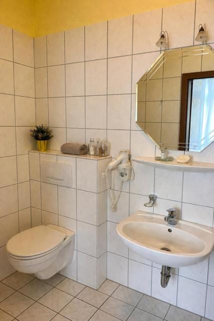Gästehaus Bock Bed and Breakfast in Koblenz