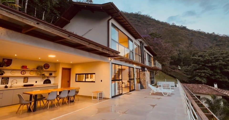 View (from property/room), Balcony/Terrace, Mountain view