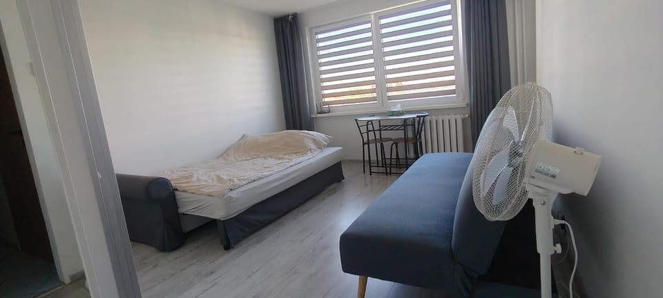 Kawalerka Młodych Patriotów Apartment in Poland