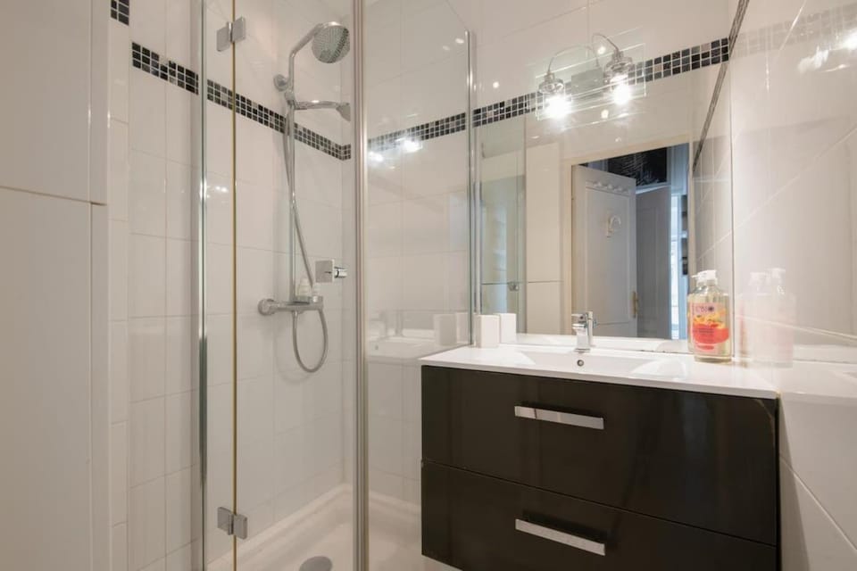 Charmante maison provençale, résidence avec piscine Apartment in Gassin