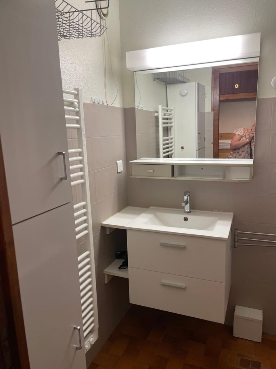 Bathroom, Bath