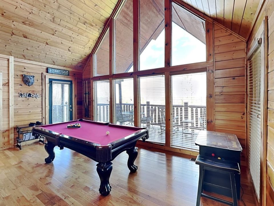 Billiard, Game Room, View (from property/room)