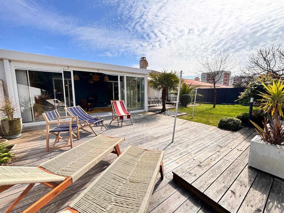 Maison avec jardin clos et véranda House in Olonne-sur-Mer