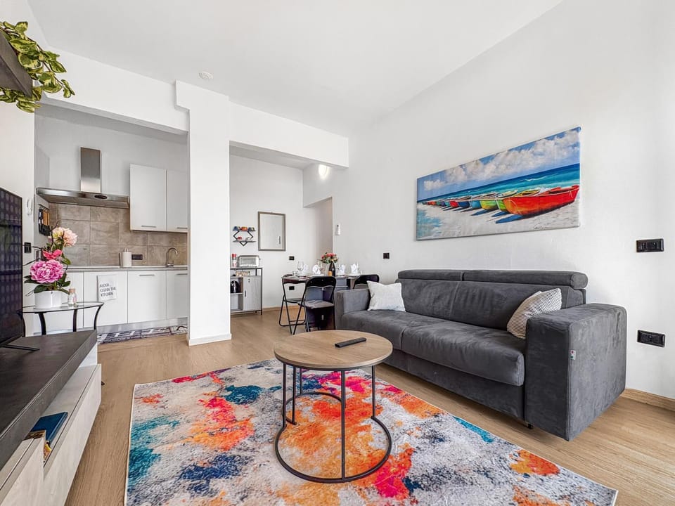 Kitchen or kitchenette, Living room, Dining area