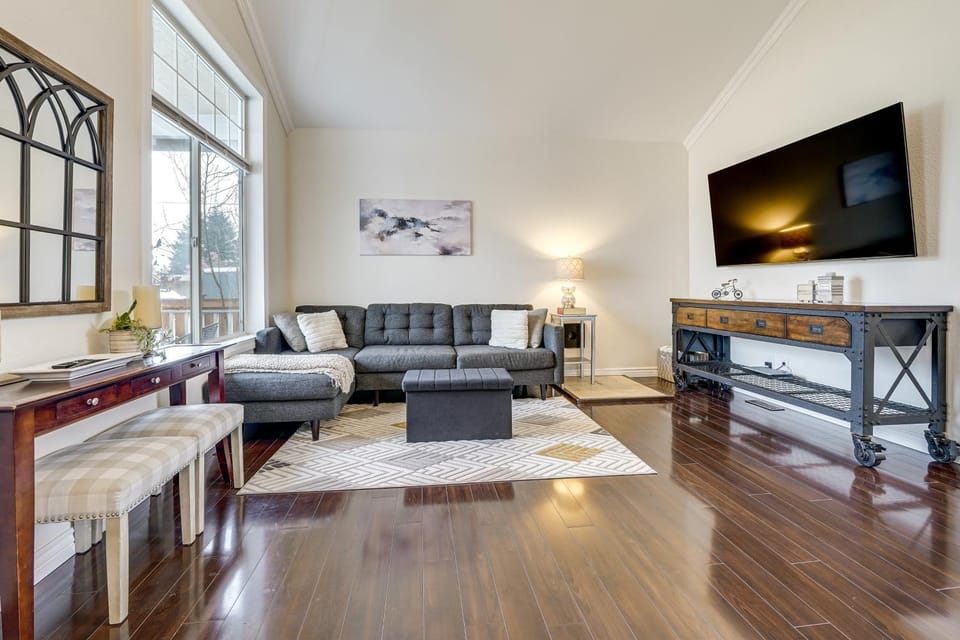 Patio Oasis! Contemporary Tacoma Hideout House in Tacoma