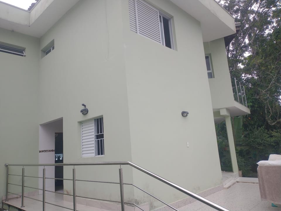 SERRA MAR VARANDAs House in Caraguatatuba