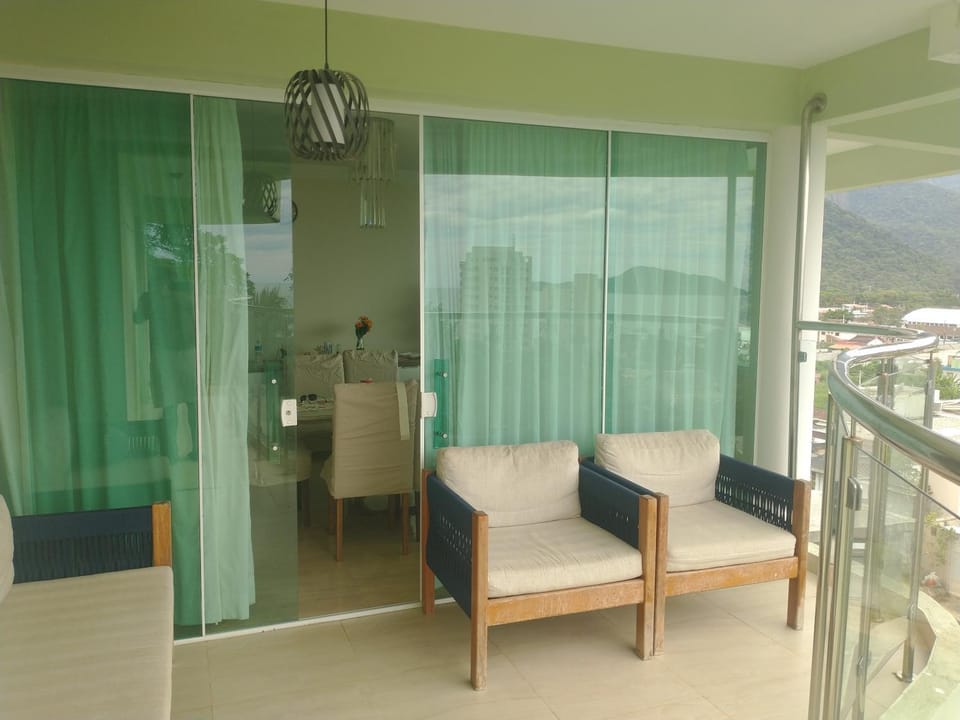 SERRA MAR VARANDAs House in Caraguatatuba