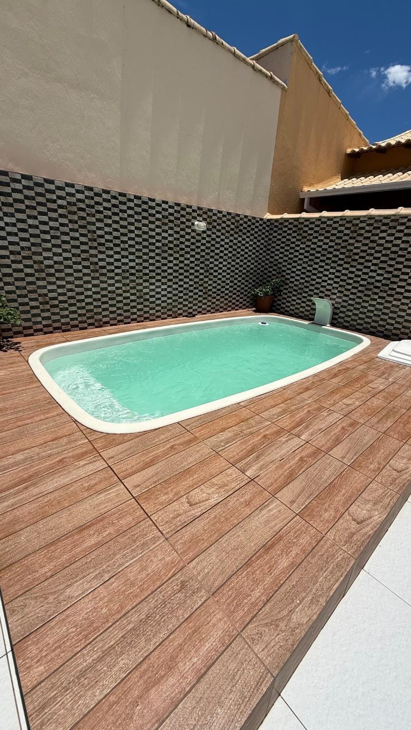 Casa com piscina a 800 metros da praia em Unamar Cabo Frio House in Cabo Frio