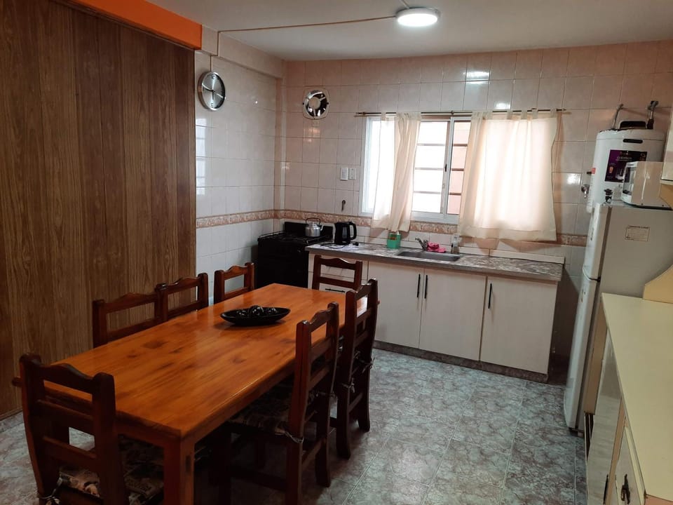 Departamentos 626 PB, N1, 4 y 6 personas Apartment in Santa Teresita