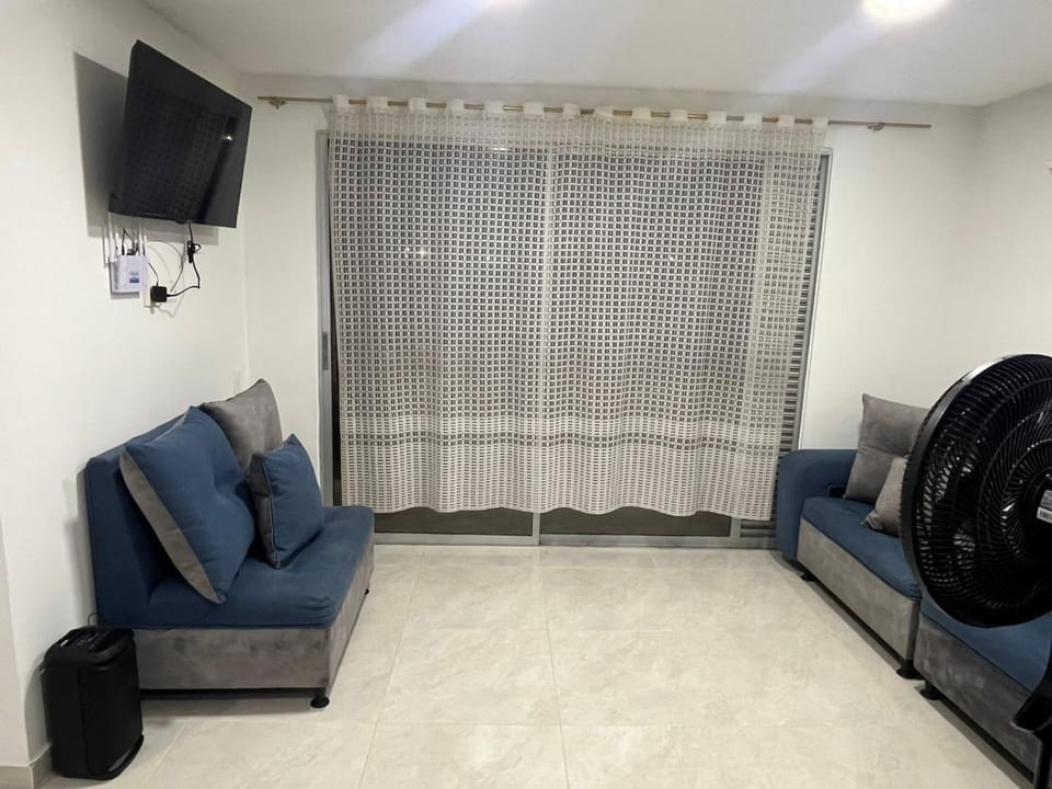 Apartamento con balcón Palma Real - Flandes, Tolima Apartment in Cundinamarca, Colombia