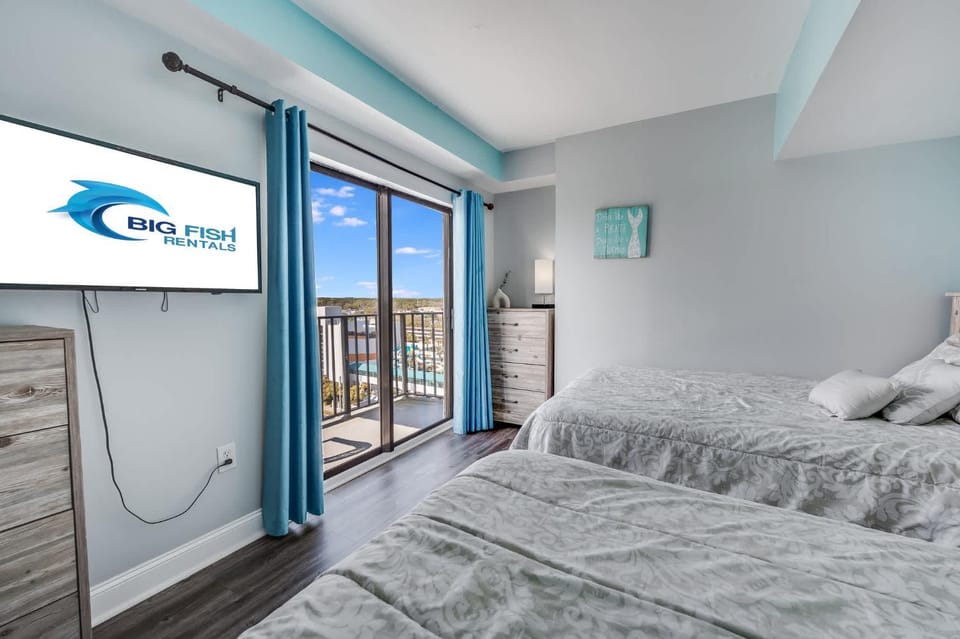 High Floor with Nice Ocean Views at Palace Resort House in Myrtle Beach